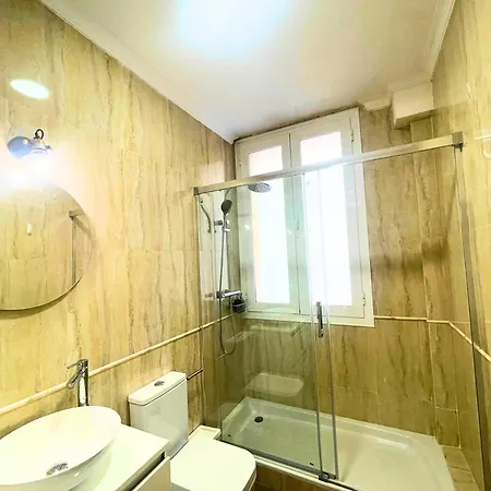 Home4u Gran Via Luxury