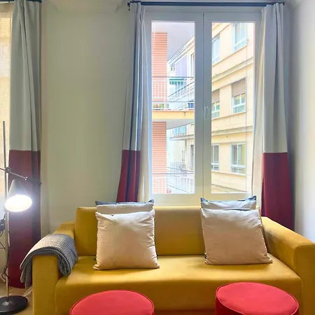 Home4u Gran Via Luxury 公寓 *