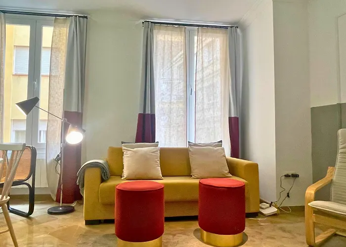 Home4u Gran Via Luxury Διαμέρισμα *